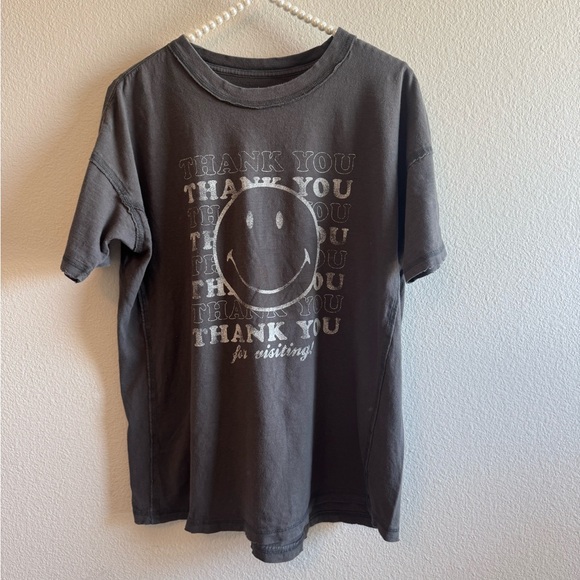 Aerie Smiley Face thank you Graphic T-Shirt - Picture 2 of 8